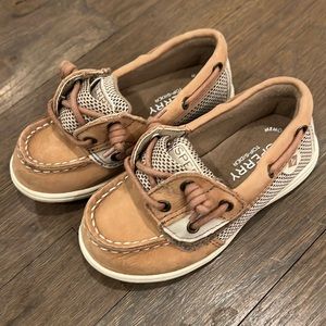 Kids sperry size 8
